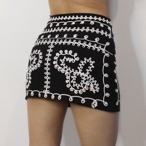 Black and white embroidered mini skirt
